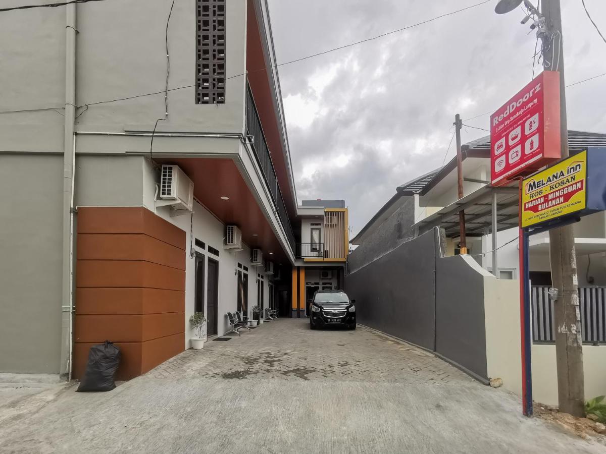 Hotel Reddoorz @ Jalan Urip Sumoharjo Lampung Bandar Lampung Exterior foto