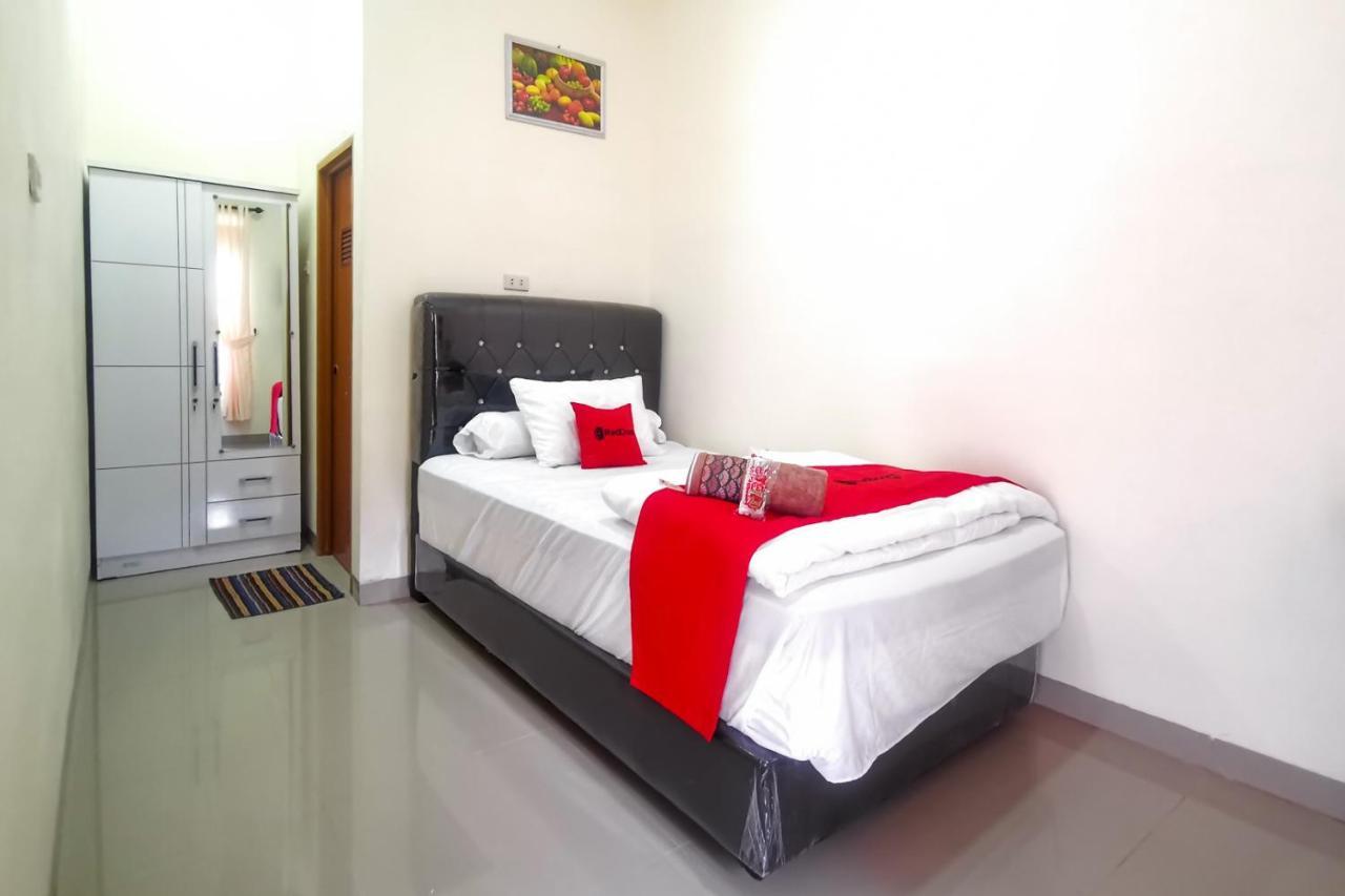 Hotel Reddoorz @ Jalan Urip Sumoharjo Lampung Bandar Lampung Exterior foto