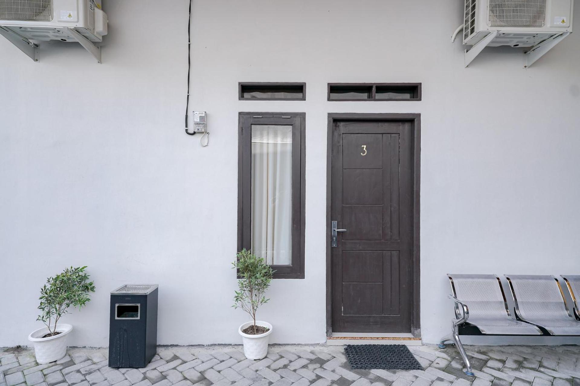 Hotel Reddoorz @ Jalan Urip Sumoharjo Lampung Bandar Lampung Exterior foto