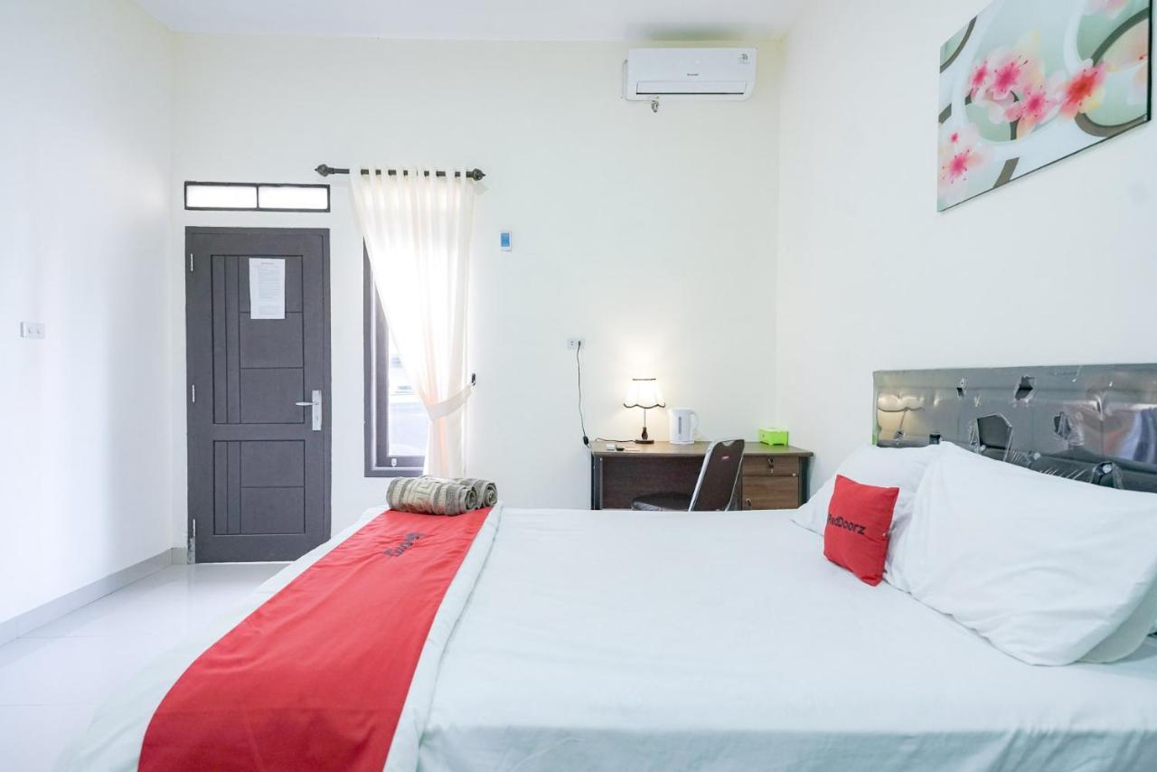 Hotel Reddoorz @ Jalan Urip Sumoharjo Lampung Bandar Lampung Exterior foto